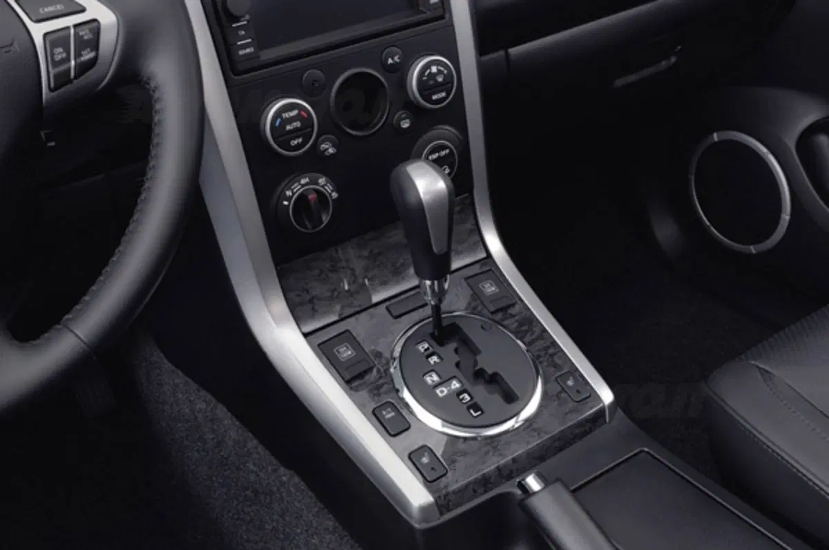 Suzuki Grand Vitara 2011 (22)