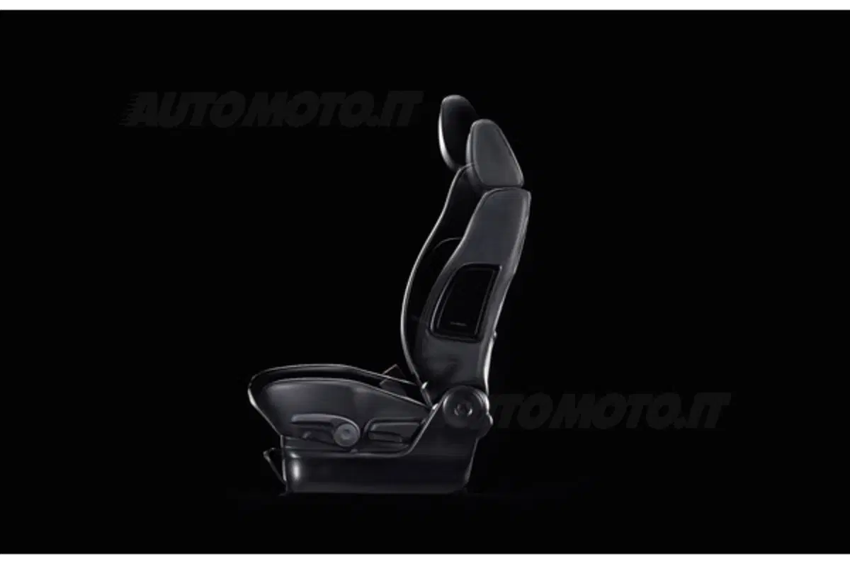 Suzuki Grand Vitara 2011 (25)