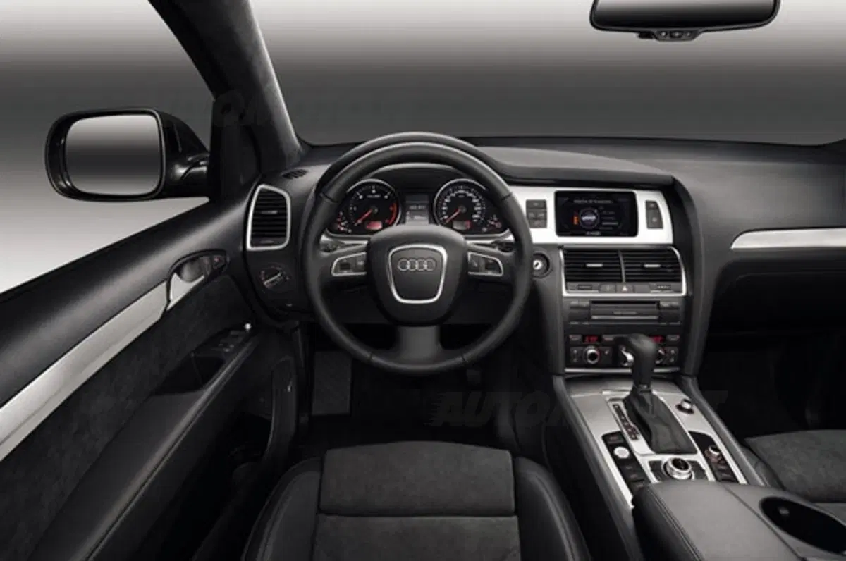 Audi Q7 30 Years Quattro Edition (4)