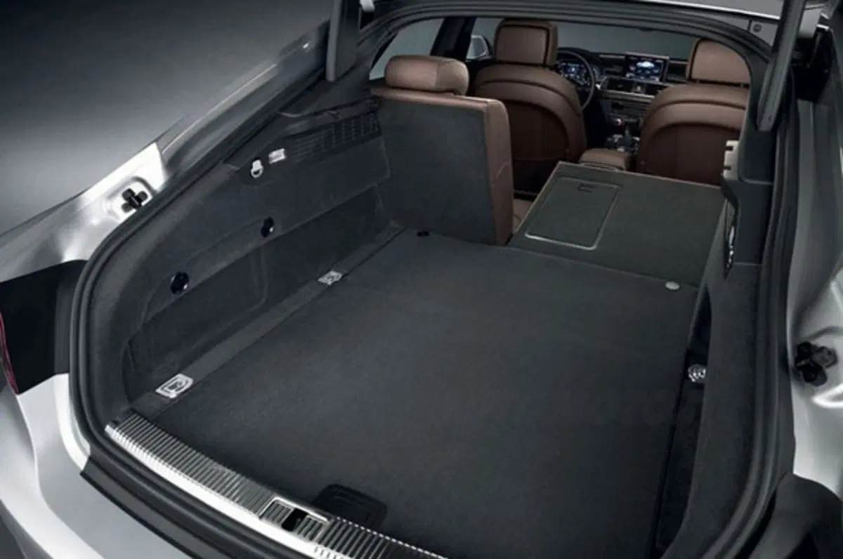 Audi A7 Sportback - info e prezzi (24)
