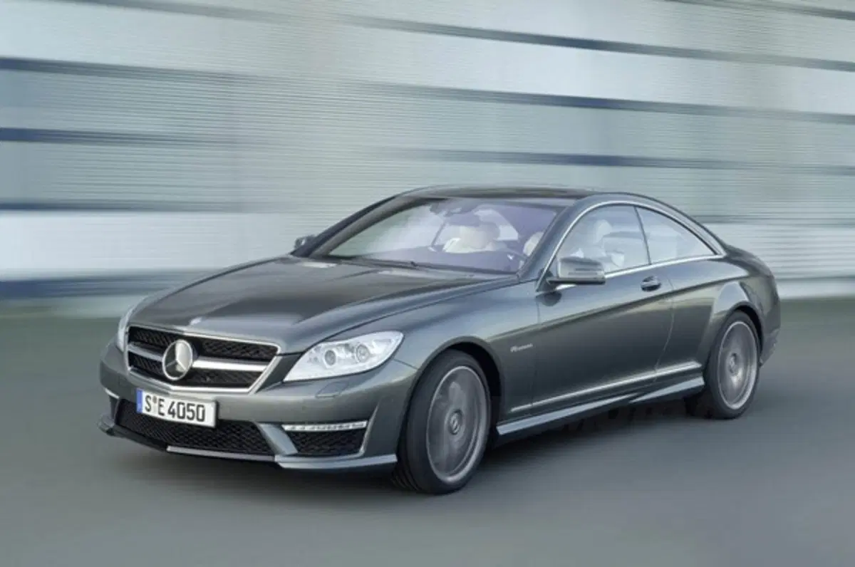 Mercedes CL63 AMG e CL65 AMG m.y. 2011 (2)