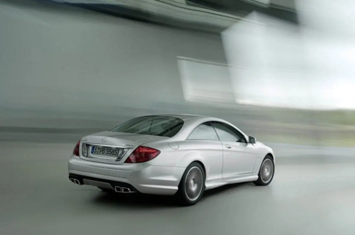 Mercedes CL63 AMG e CL65 AMG m.y. 2011 (5)