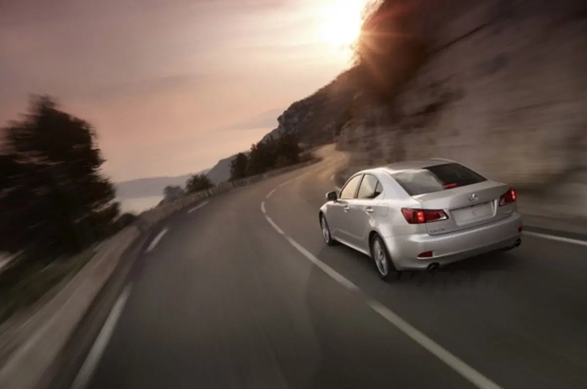 Lexus IS m.y. 2011 (7)