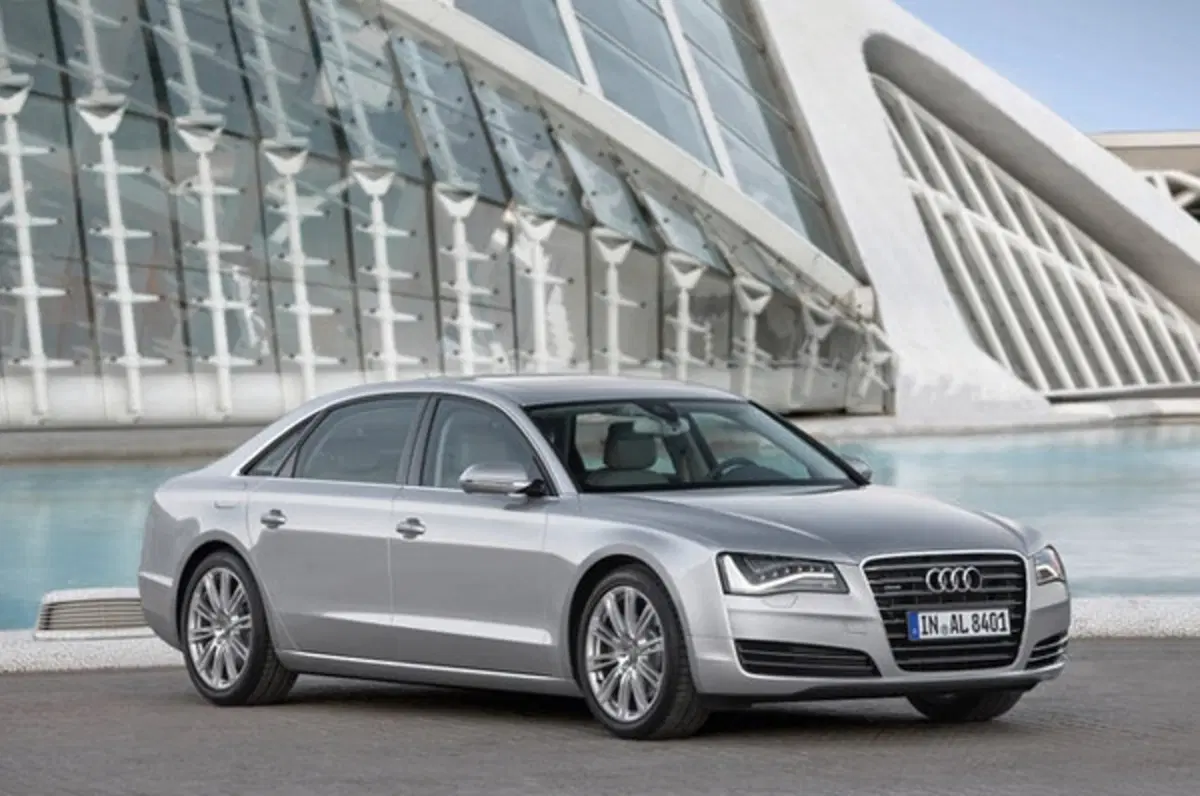 Audi A8 L (10)