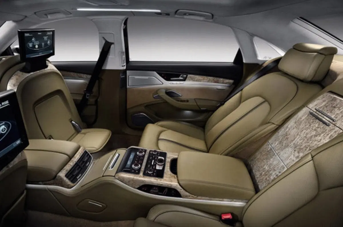 Audi A8 L (16)