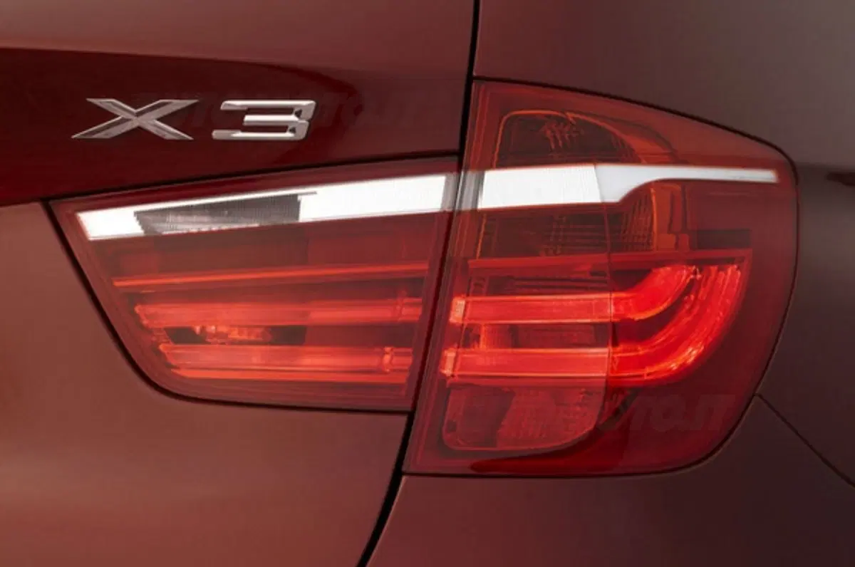 Nuova BMW X3 (18)