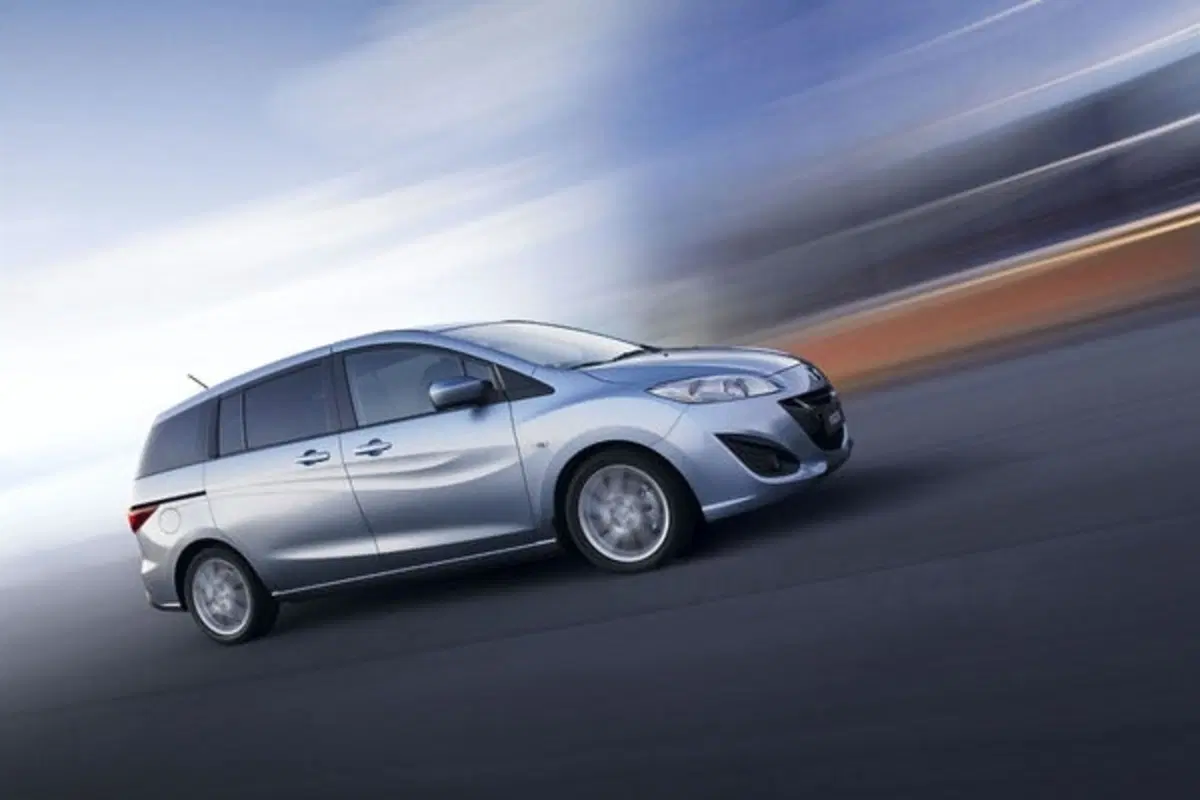 Mazda2 restyling e nuovo motore 1.6 diesel per Mazda (3)