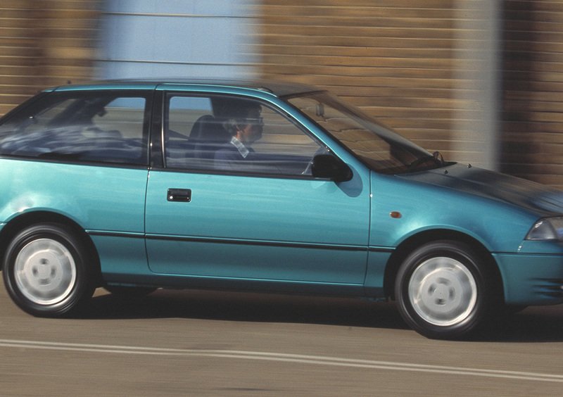 Suzuki Swift (1990-01) (2)