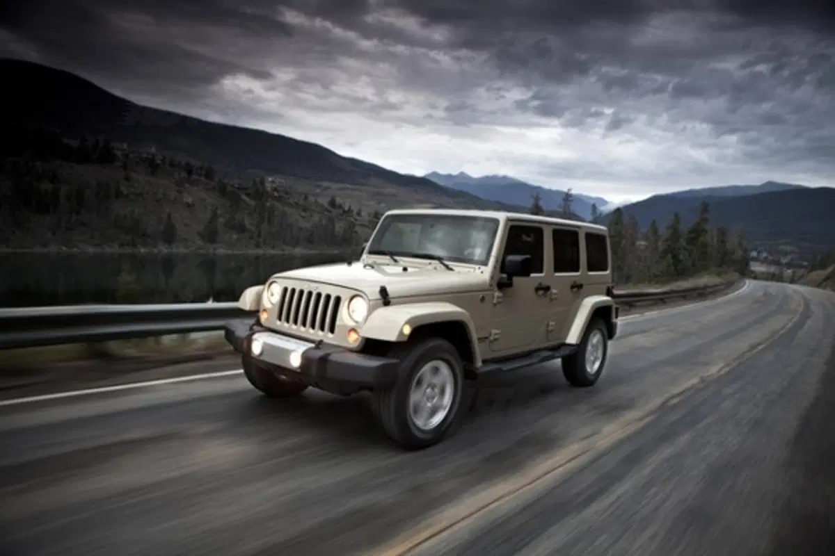 Jeep Wrangler 2011 (4)