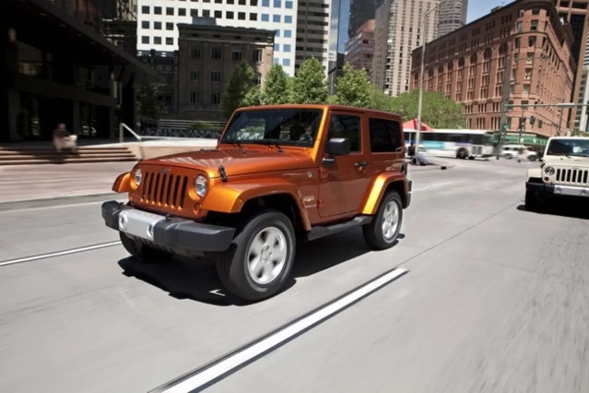 Jeep Wrangler 2011 (8)