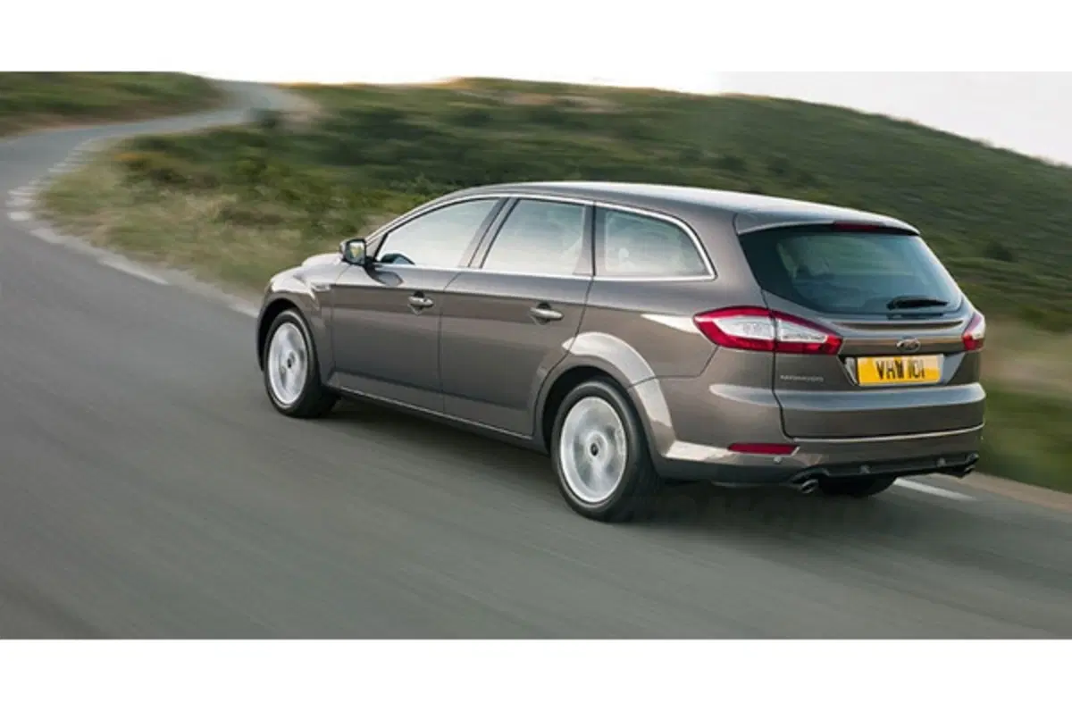 Ford Mondeo restyling - M.Y. 2011 (7)