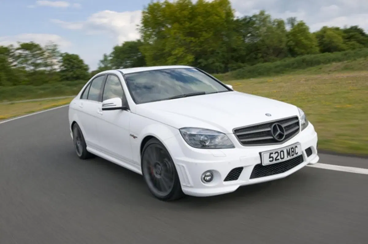Mercedes C63 AMG DR 520 (2)
