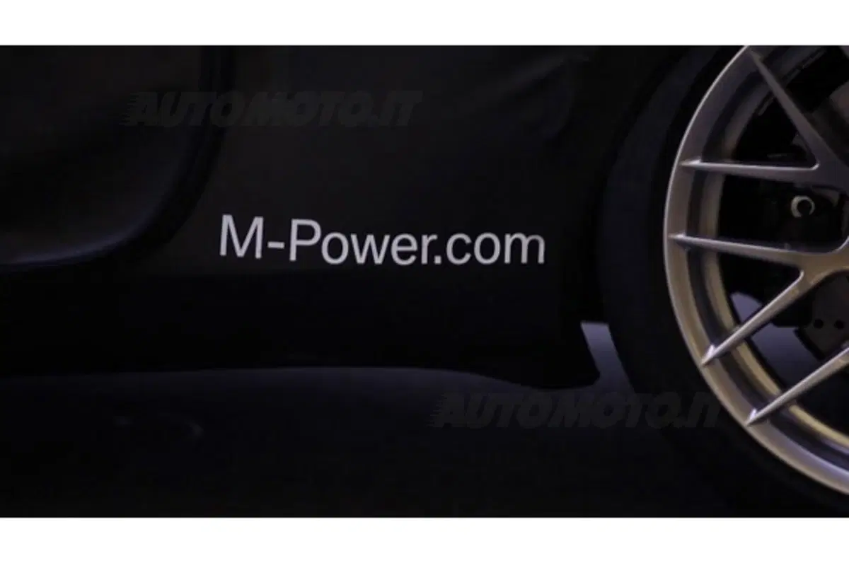BMW Serie 1 M Coupè - preview (12)