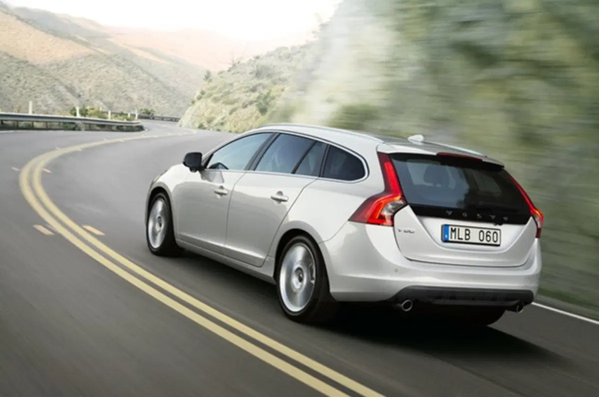 Nuova Volvo V60 (6)