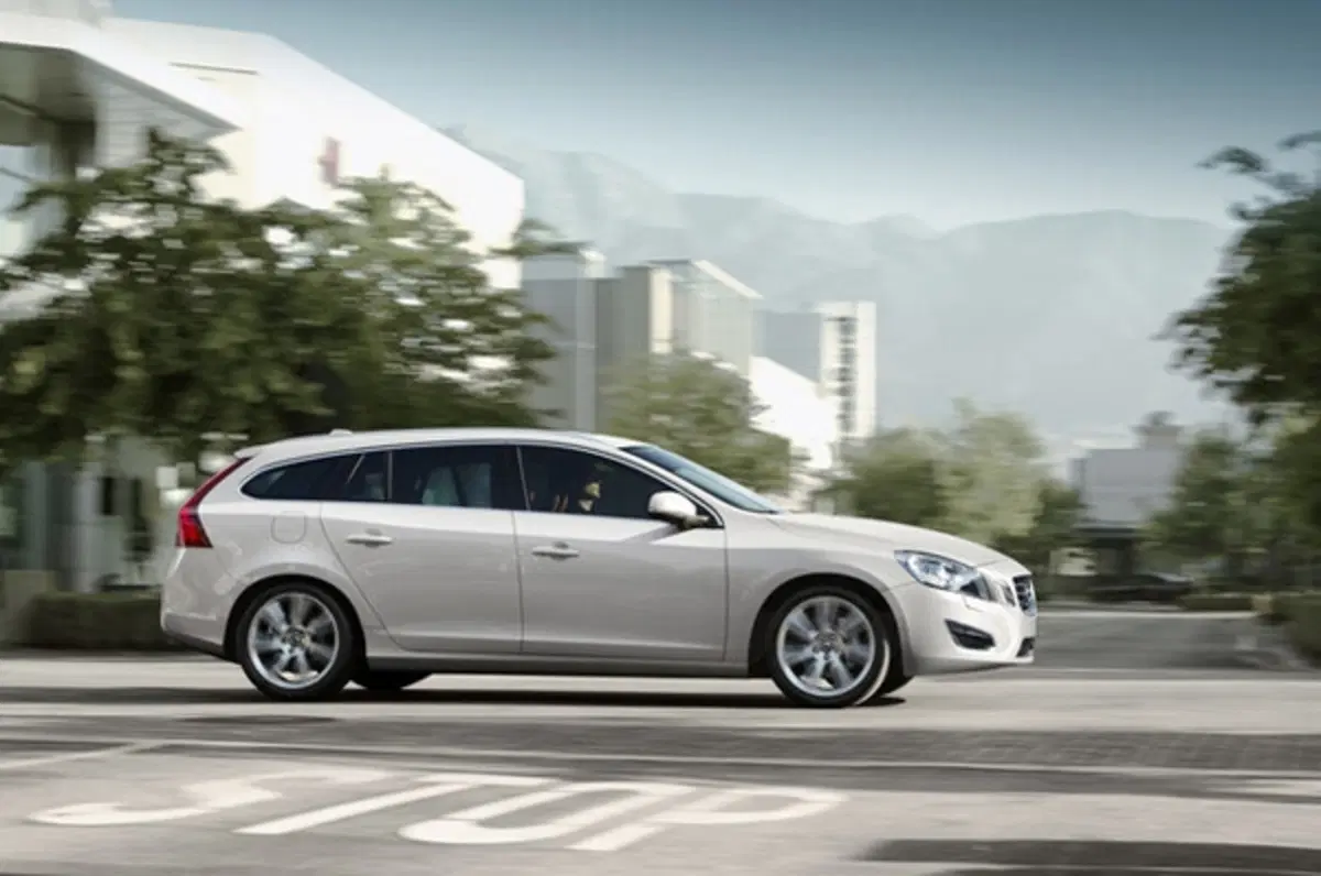Nuova Volvo V60 (9)