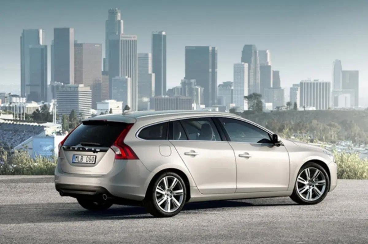 Nuova Volvo V60 (17)