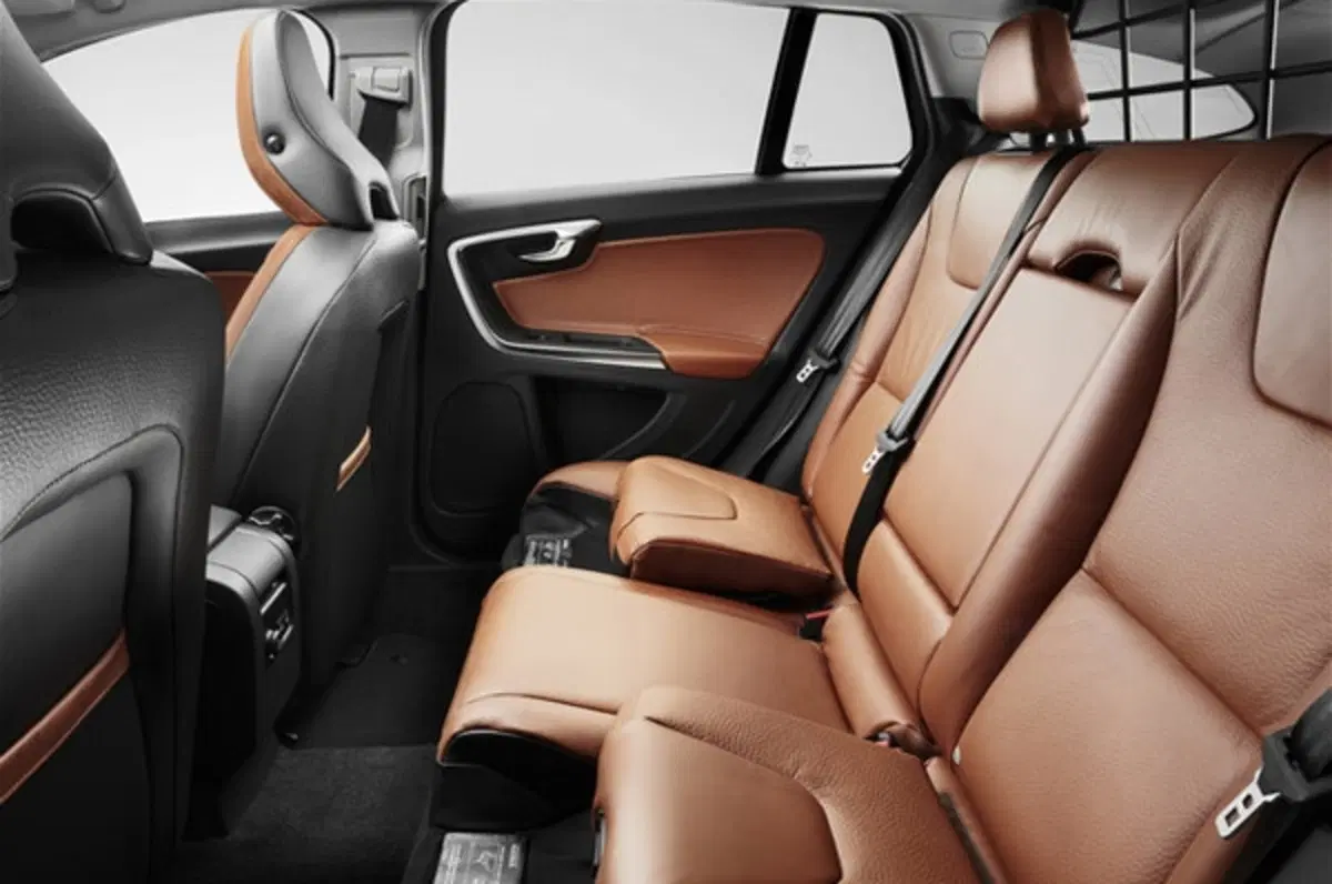 Nuova Volvo V60 (18)