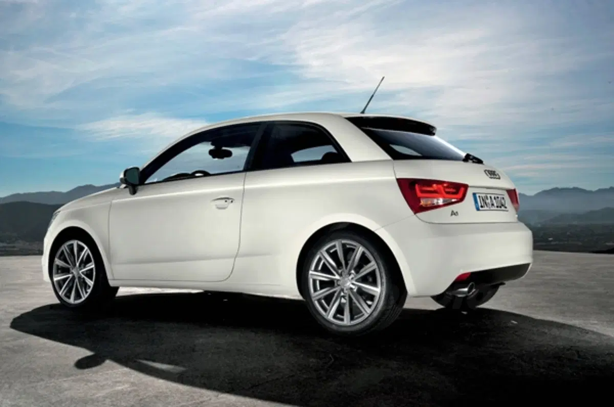 Audi A1: i prezzi in Italia (8)