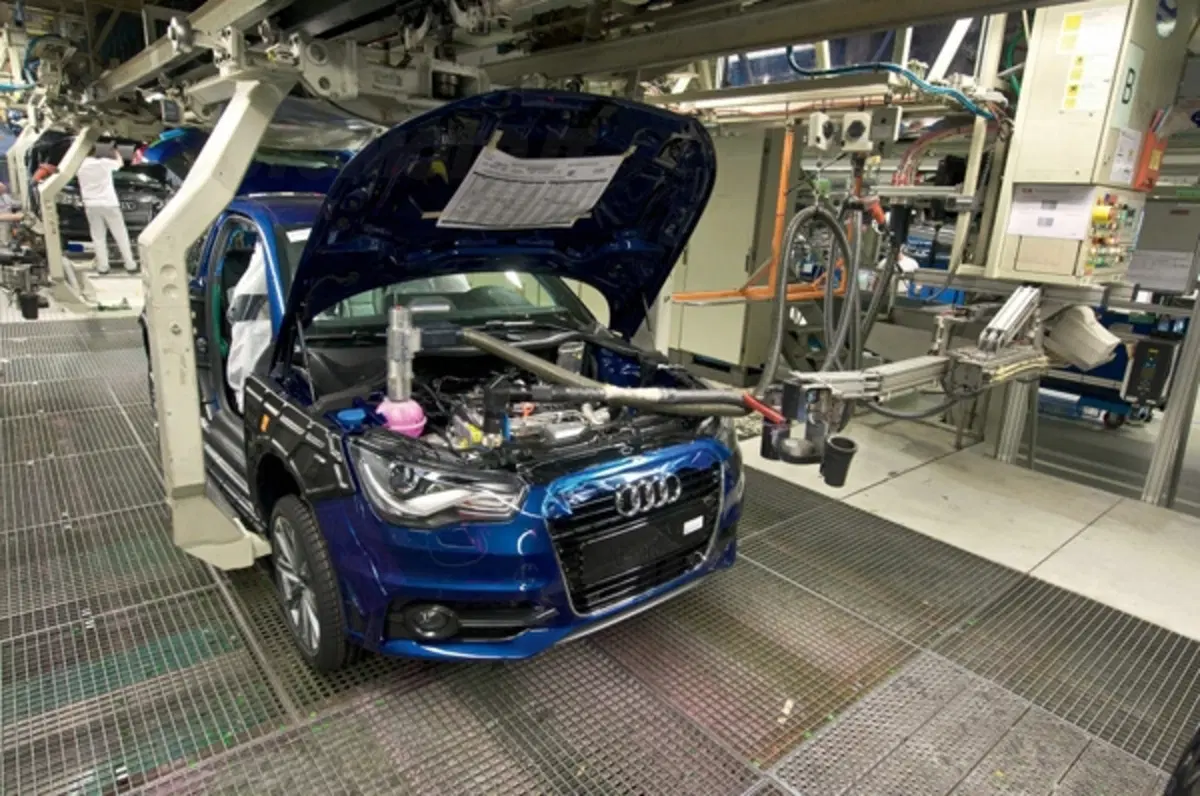Audi A1: i prezzi in Italia (21)