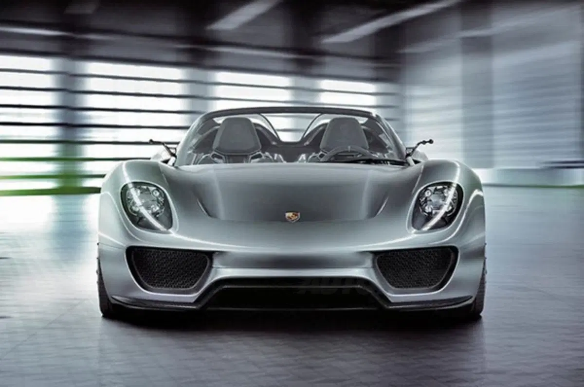 Porsche 918 Spyder (6)