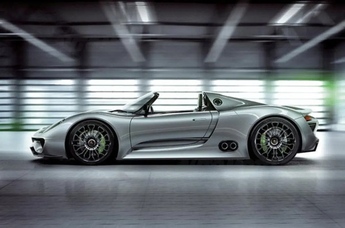 Porsche 918 Spyder (7)