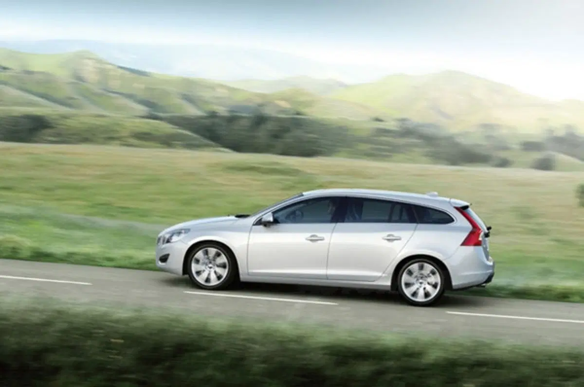 Volvo V60 e S60 T3 e T4 (3)