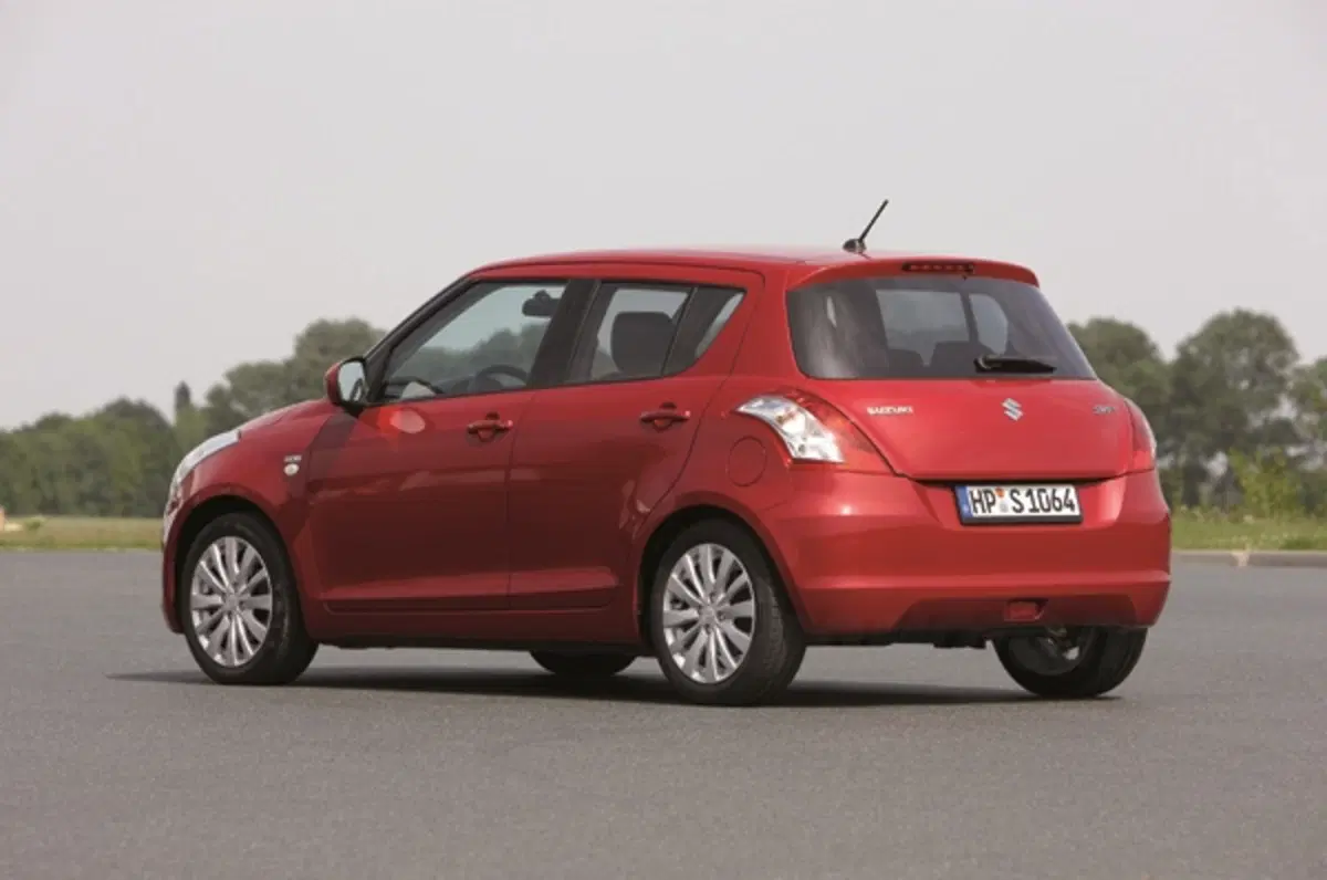 Suzuki Swift 2010 (4)