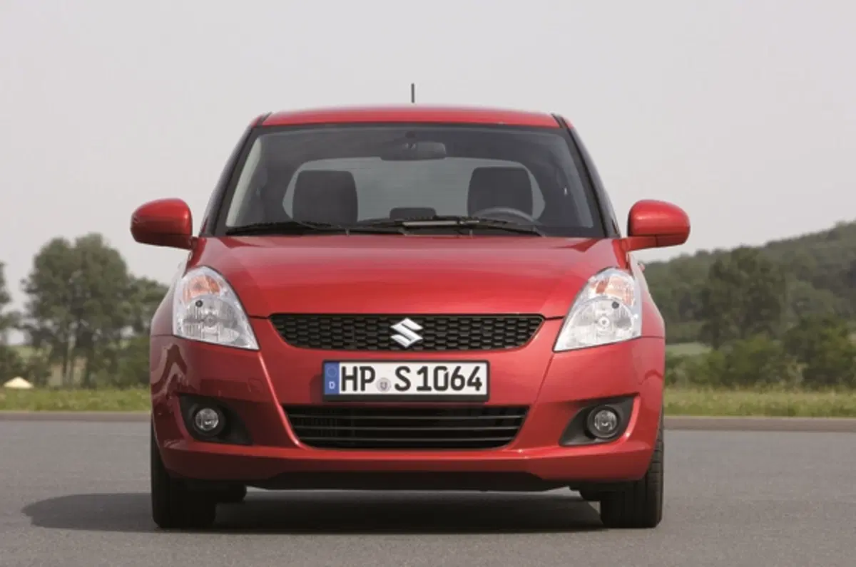 Suzuki Swift 2010 (6)