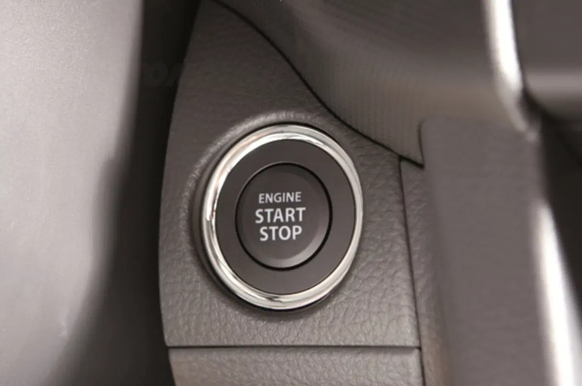 Suzuki Swift 2010 (15)