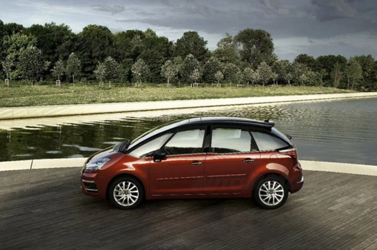 Citroen C4 Picasso e Grand Picasso restyling (2)
