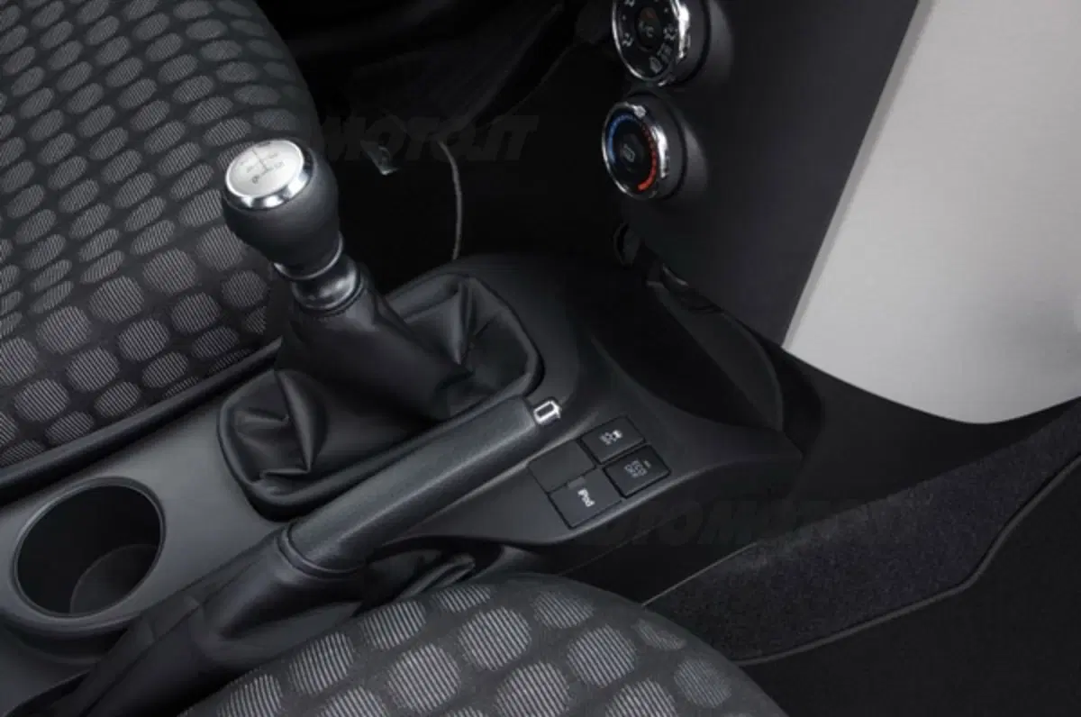 Toyota iQ M.Y. 2011 (22)