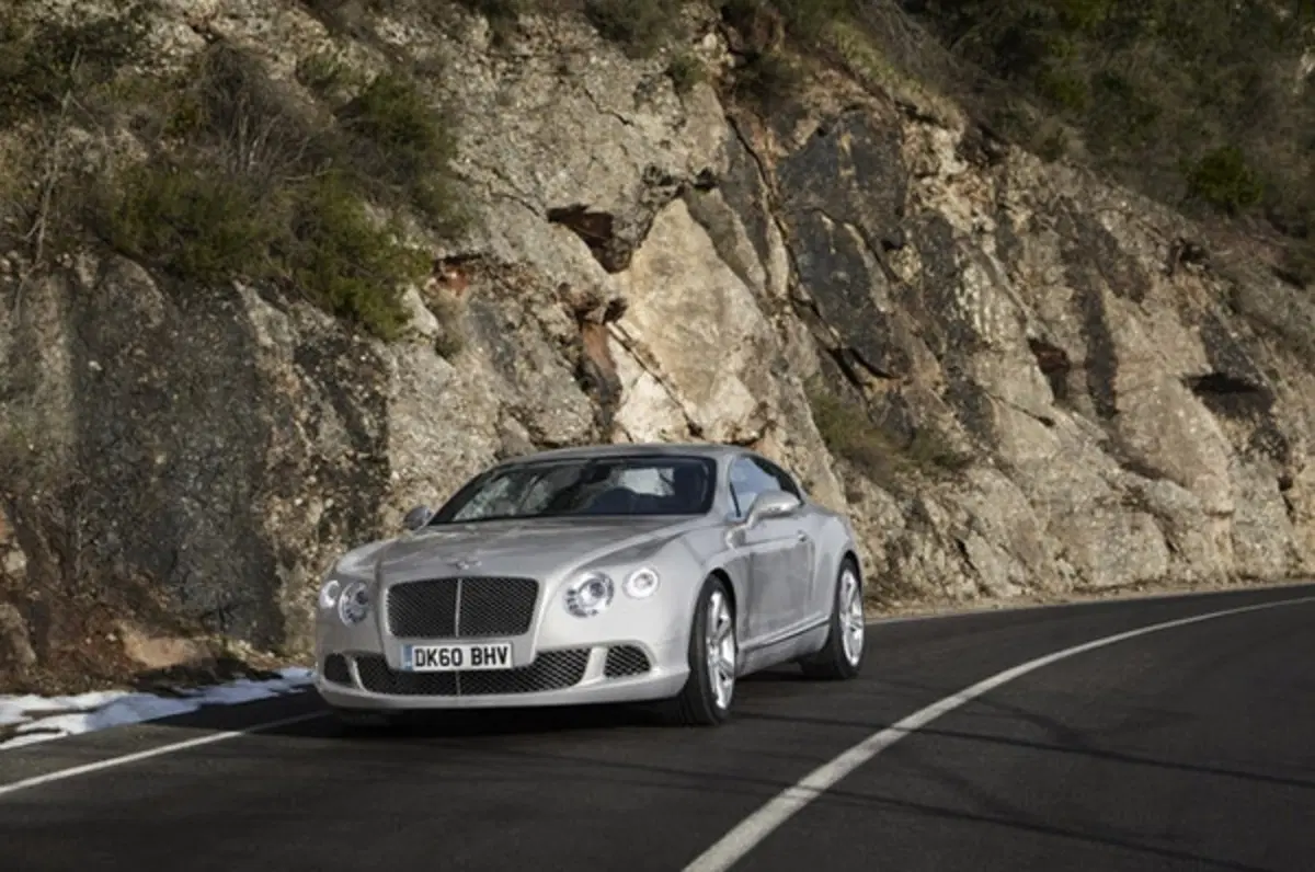 Nuova Bentley Continental GT (12)