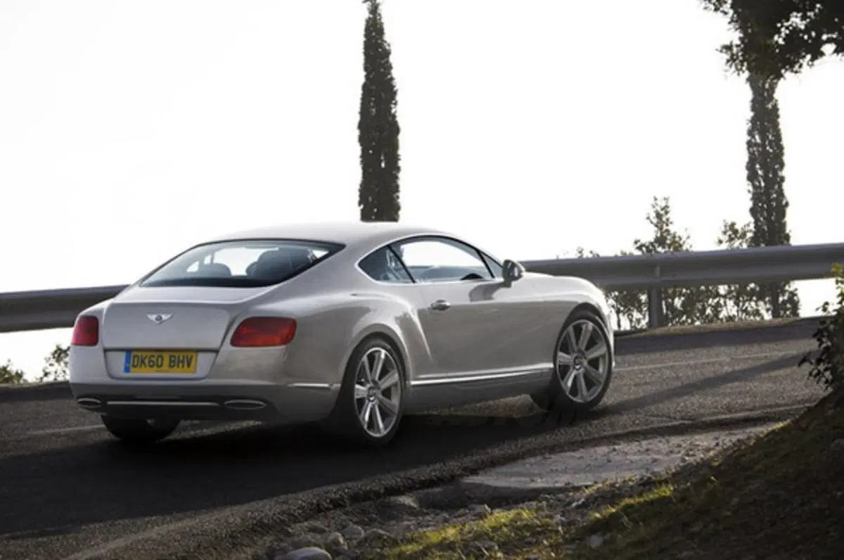 Nuova Bentley Continental GT (13)