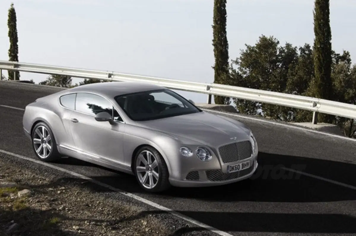 Nuova Bentley Continental GT (14)