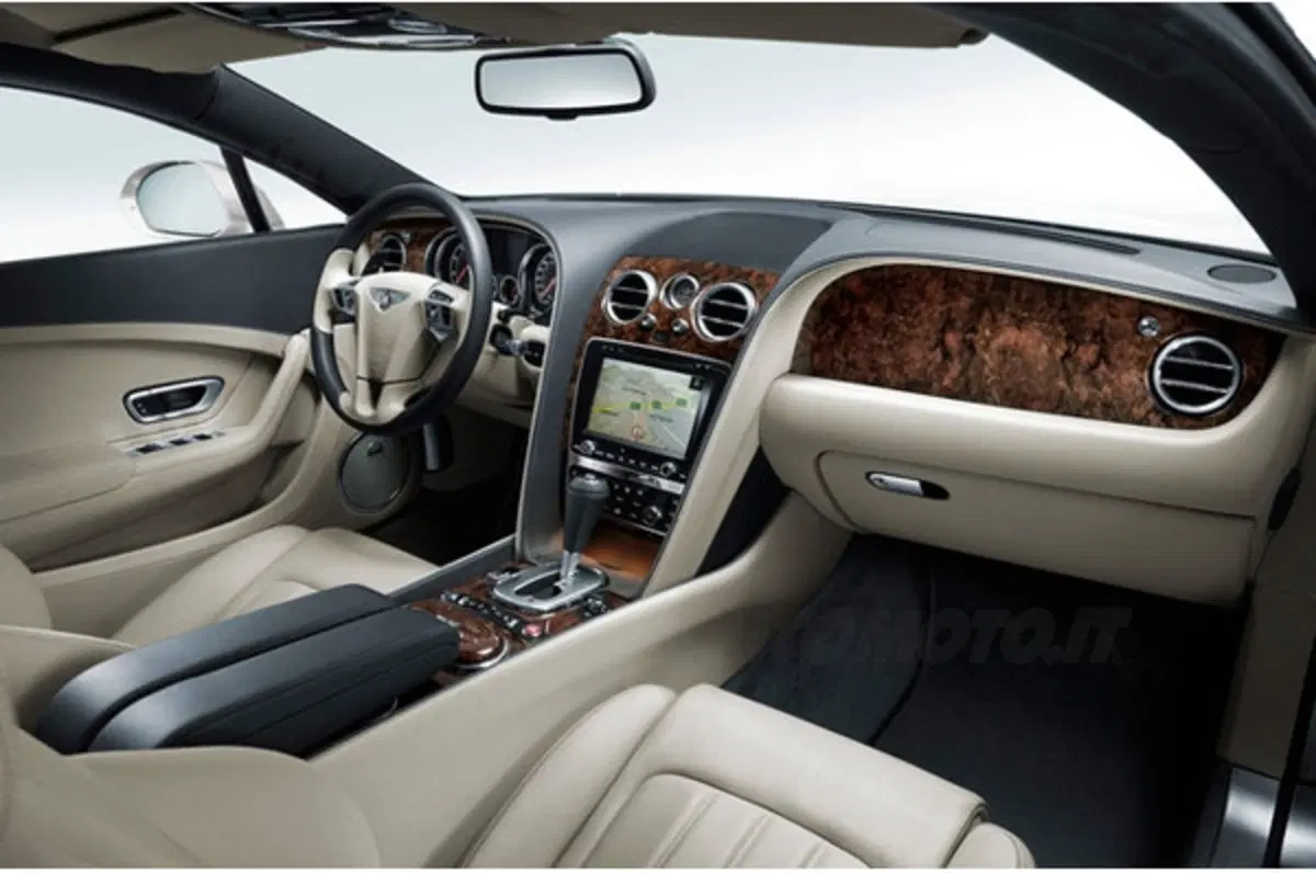 Nuova Bentley Continental GT (27)