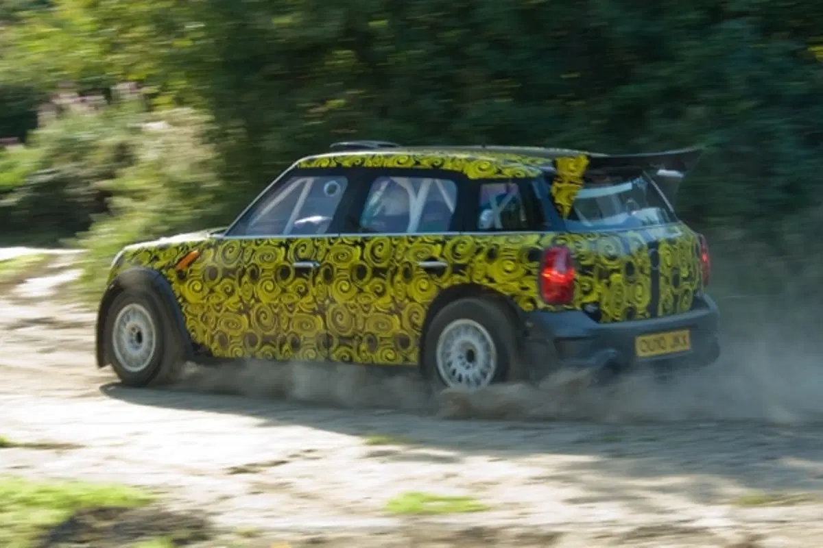 Mini WRC: eccola allo shakedown