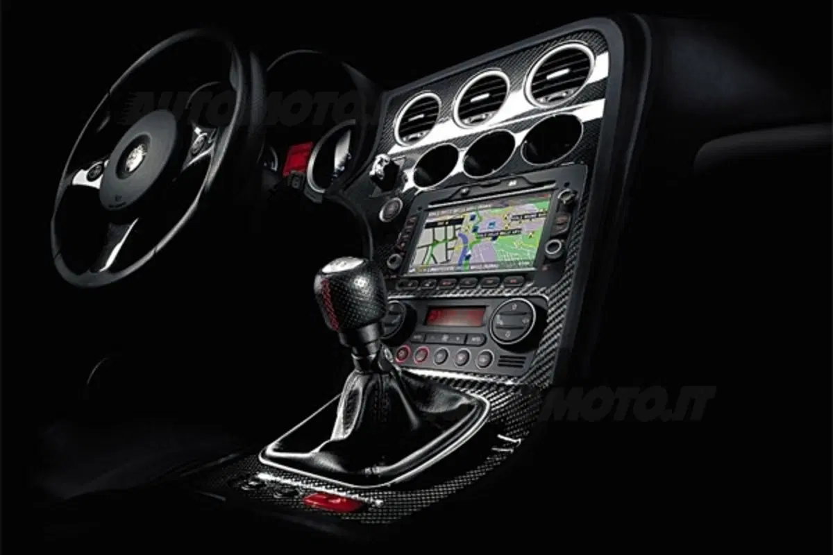 Alfa Romeo 159 m.y. 2011 (4)