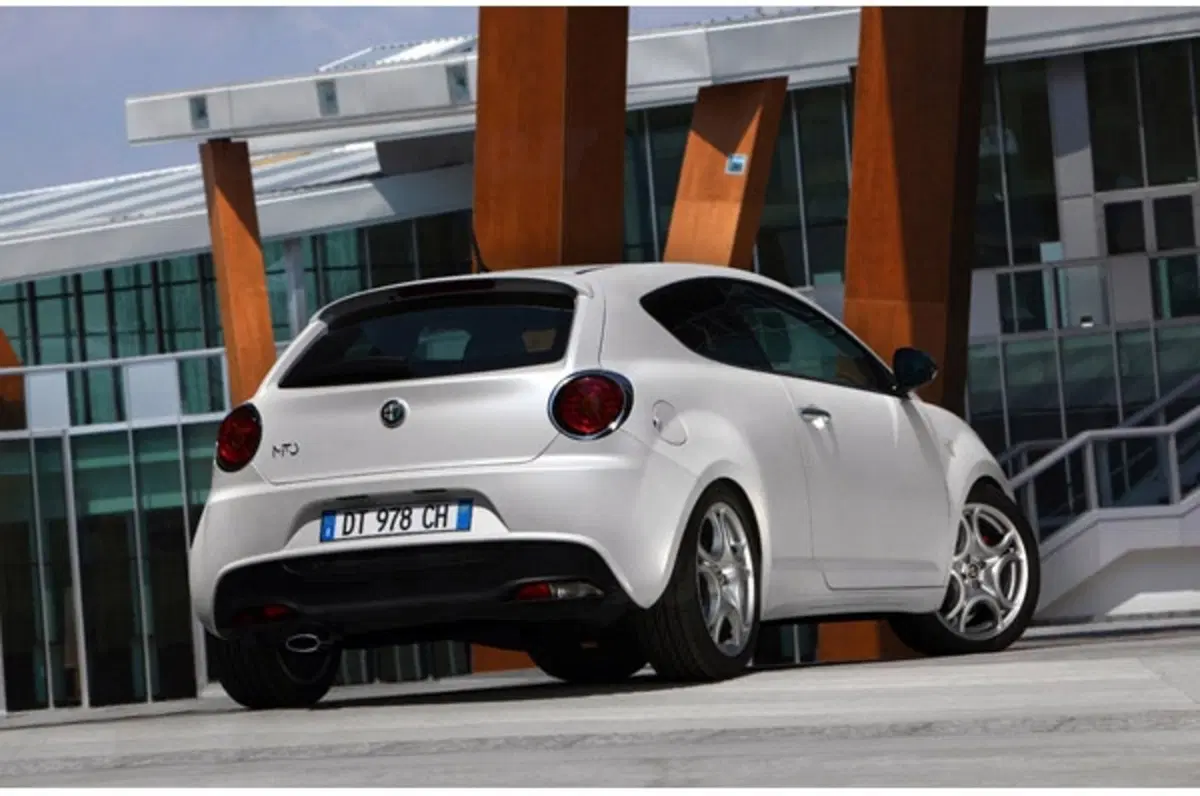 Alfa Romeo MiTo 1.3 JTDM-2 ECO (9)