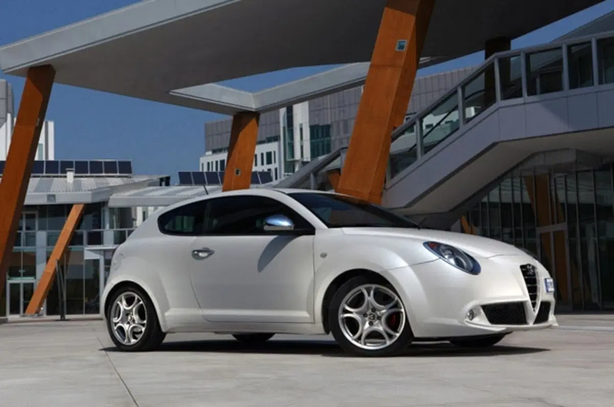Alfa Romeo MiTo 1.3 JTDM-2 ECO (10)