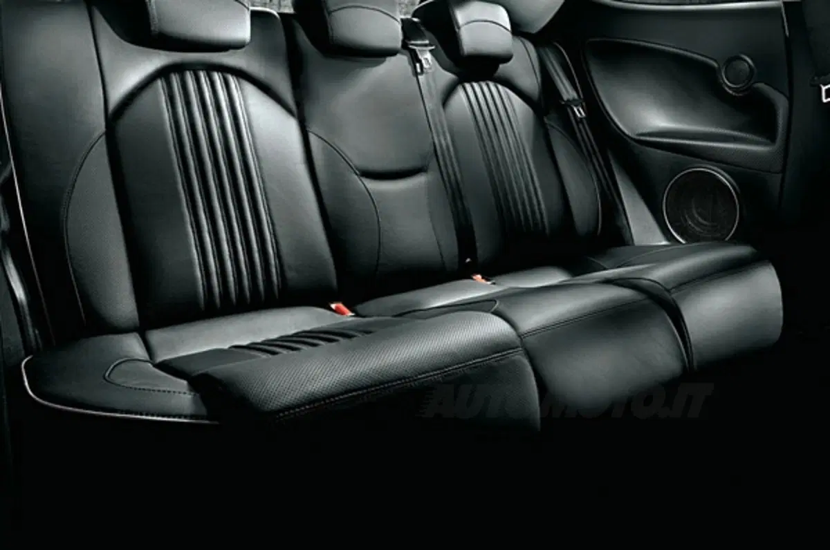 Alfa Romeo MiTo 1.3 JTDM-2 ECO (12)