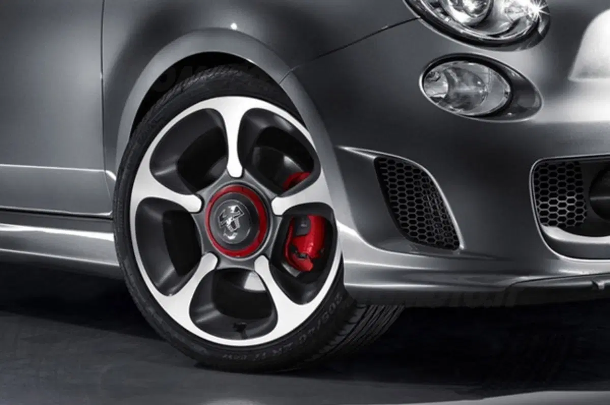 Abarth: Punto Evo e 500C  (8)