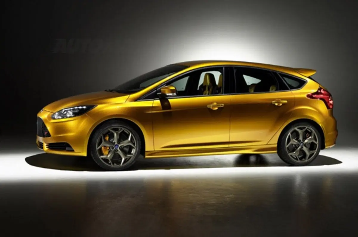 Ford Focus ST: 250 CV ma solo nel 2012 (3)