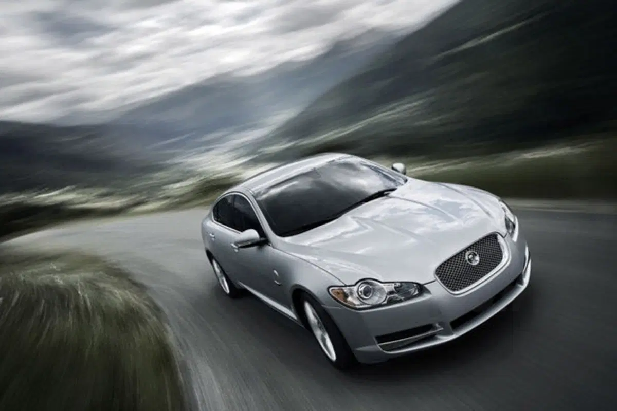 Jaguar XF Flybrid