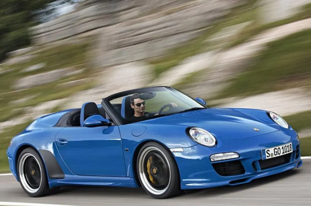 Porsche 911 Speedster (2)