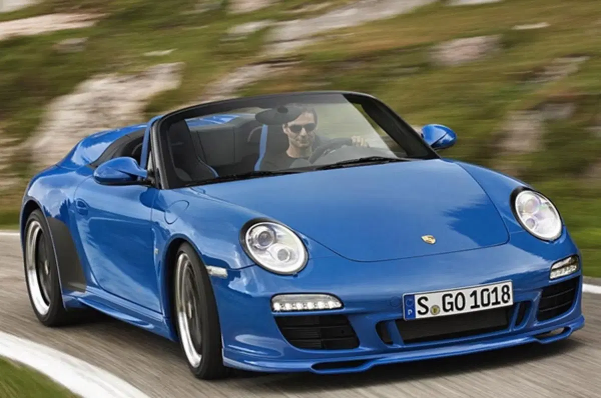 Porsche 911 Speedster (3)