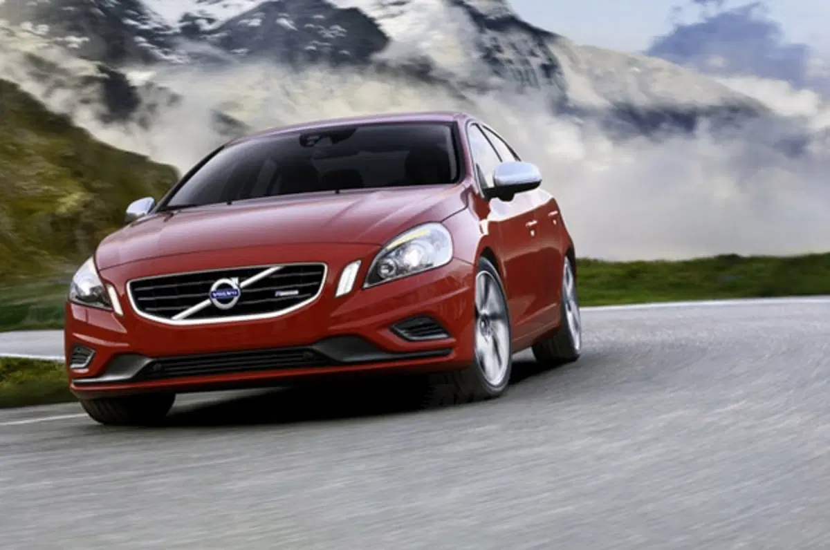 Volvo S60 e V60 R-Design (6)