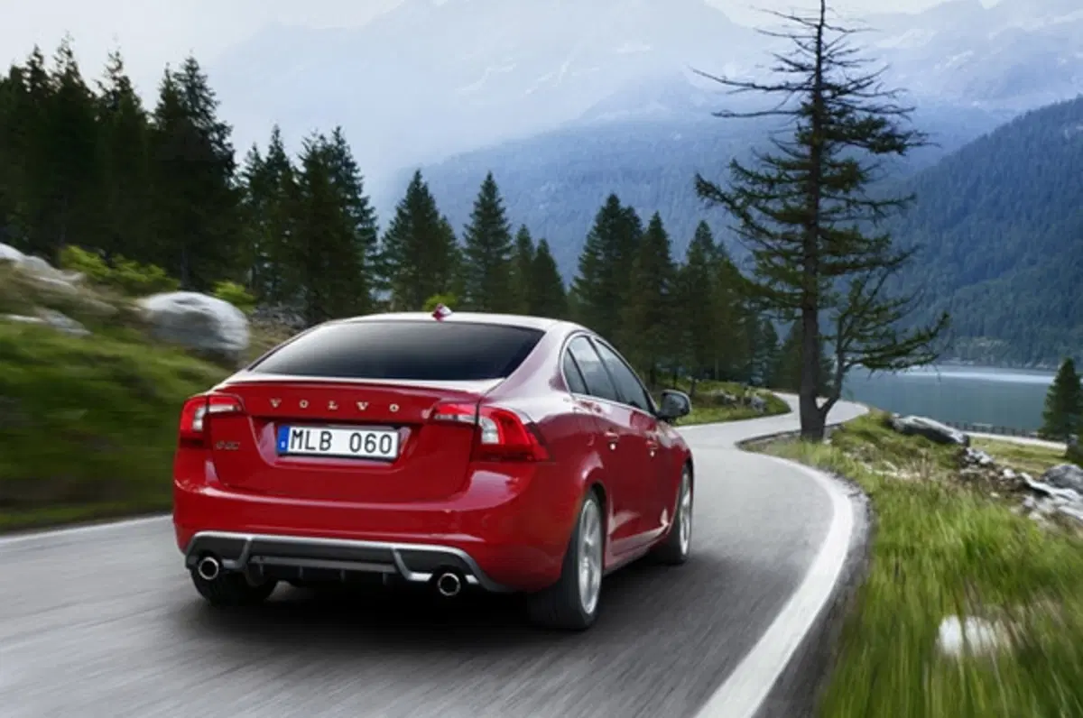 Volvo S60 e V60 R-Design (8)