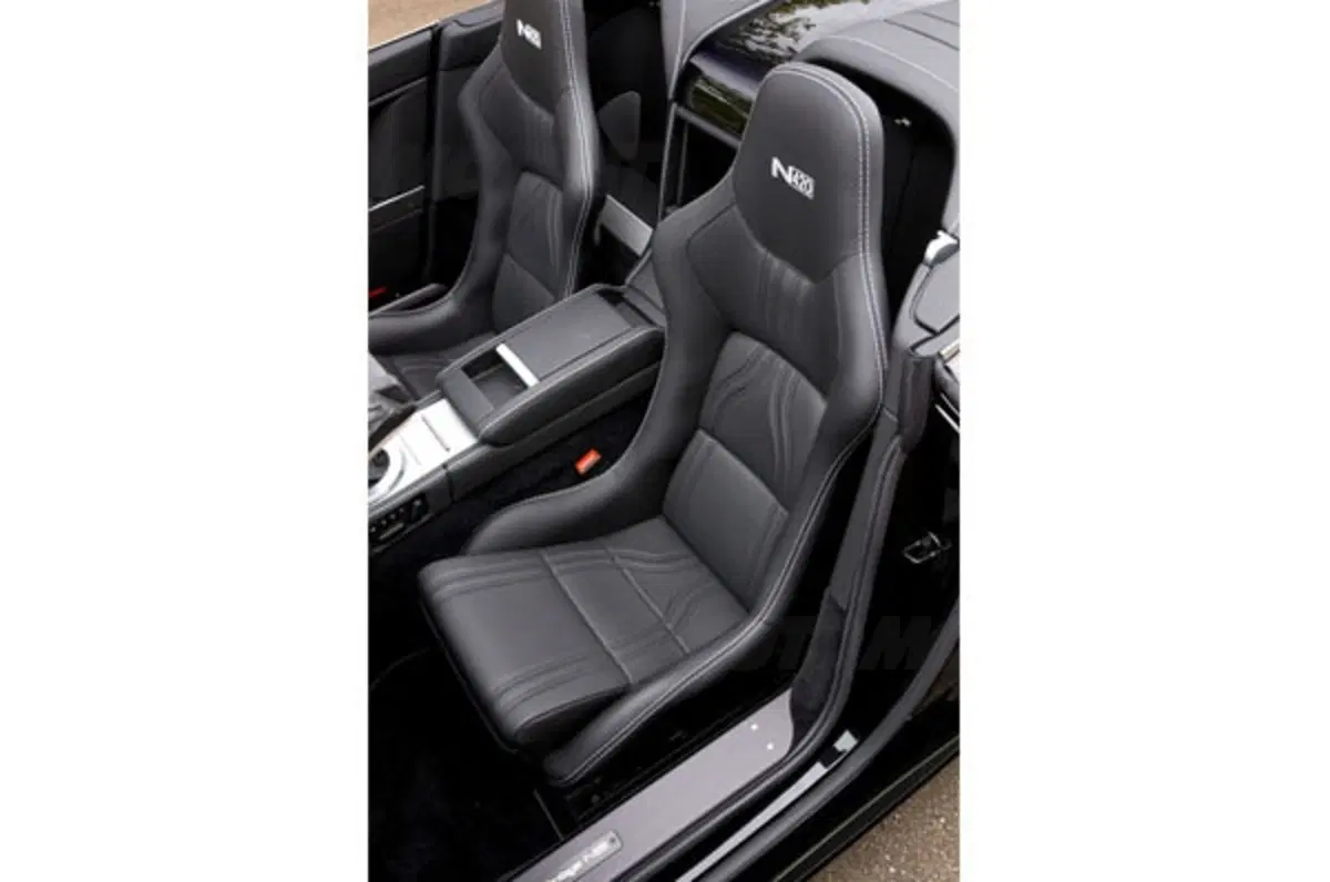 Aston Martin V8 Vantage N420 Roadster (15)