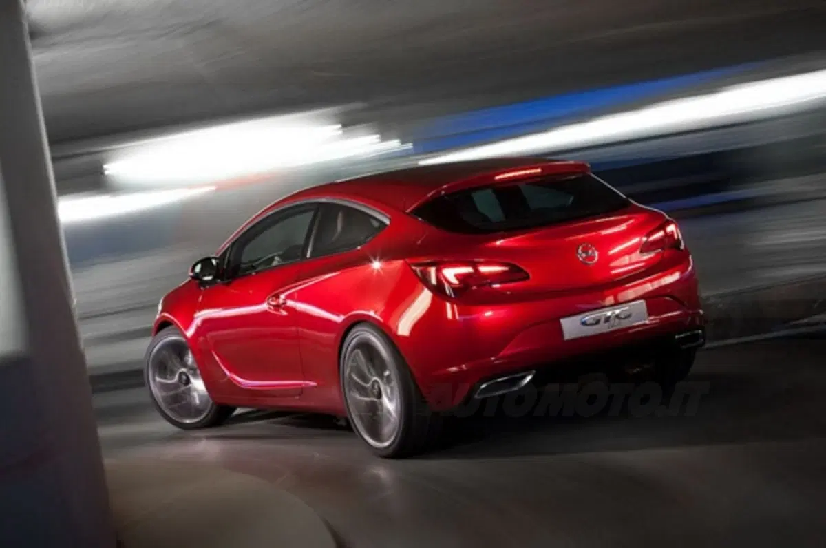 Opel Astra GTC Paris Concept (5)