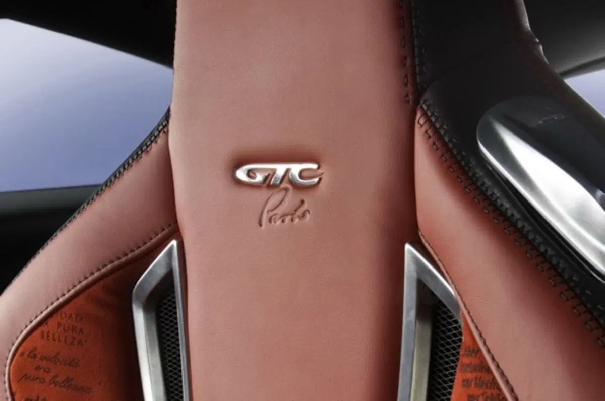 Opel Astra GTC Paris Concept (36)